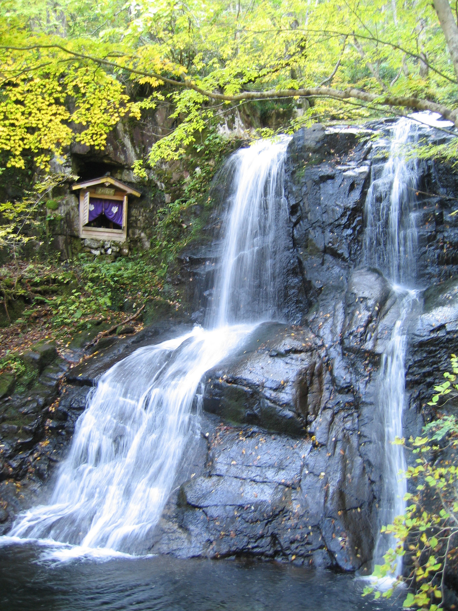 宇津江四十八滝（国府町）