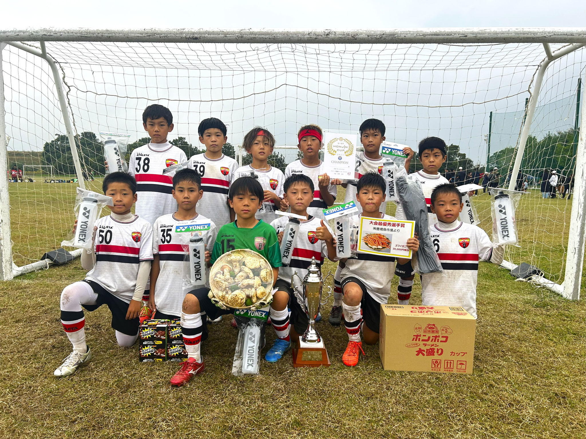優勝した奈良県から出場のディアブロッサ高田FC