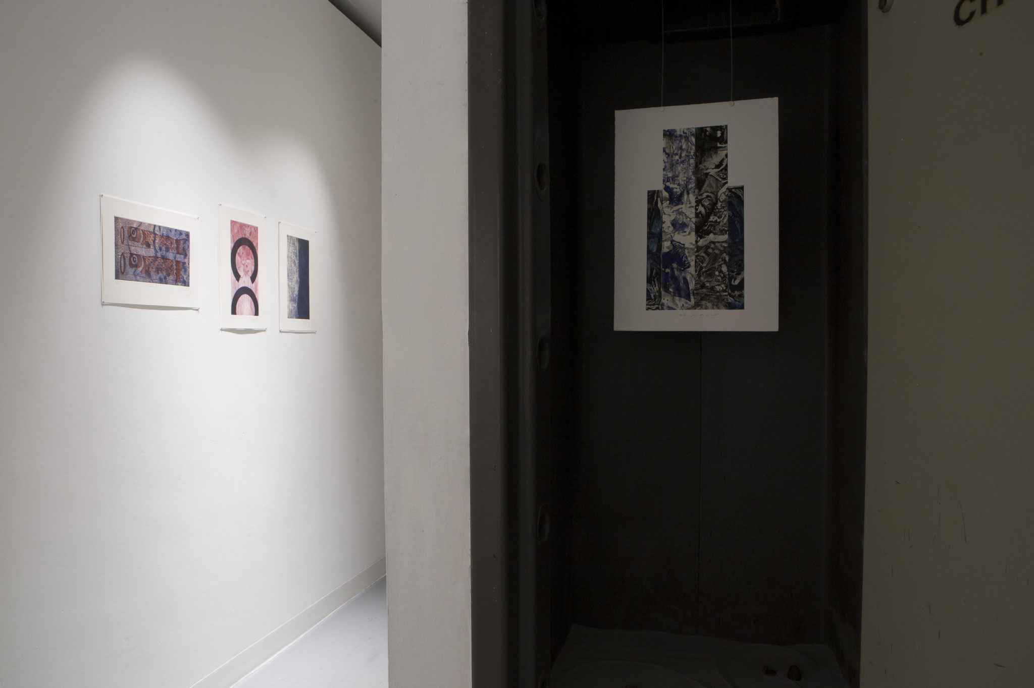 left:etching works by Yuriko Miyoshi   right:etching works by Masato Nagai