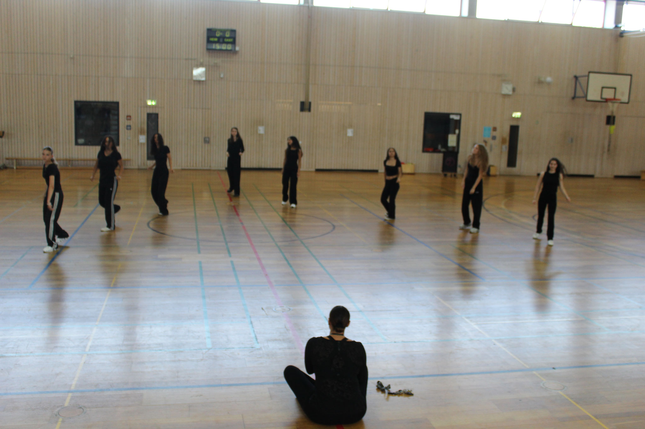 Eingrooven in der Sporthalle