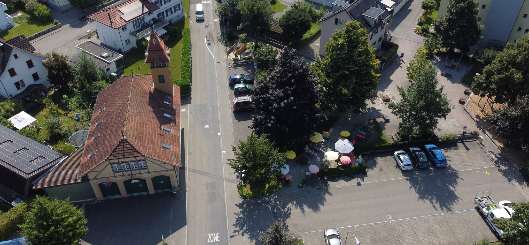 Blick auf abwechsungsreiche Rätsel und spannende Orte, die auf Rätselweg für Familie, Freunde oder Gruppen entdeckt werden.