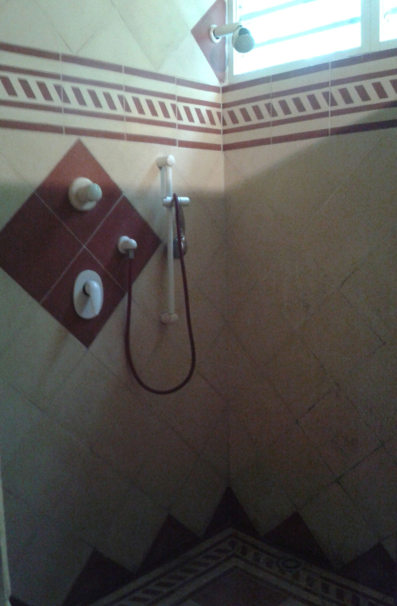 Salle d'eau :  Douche à l'Italienne...