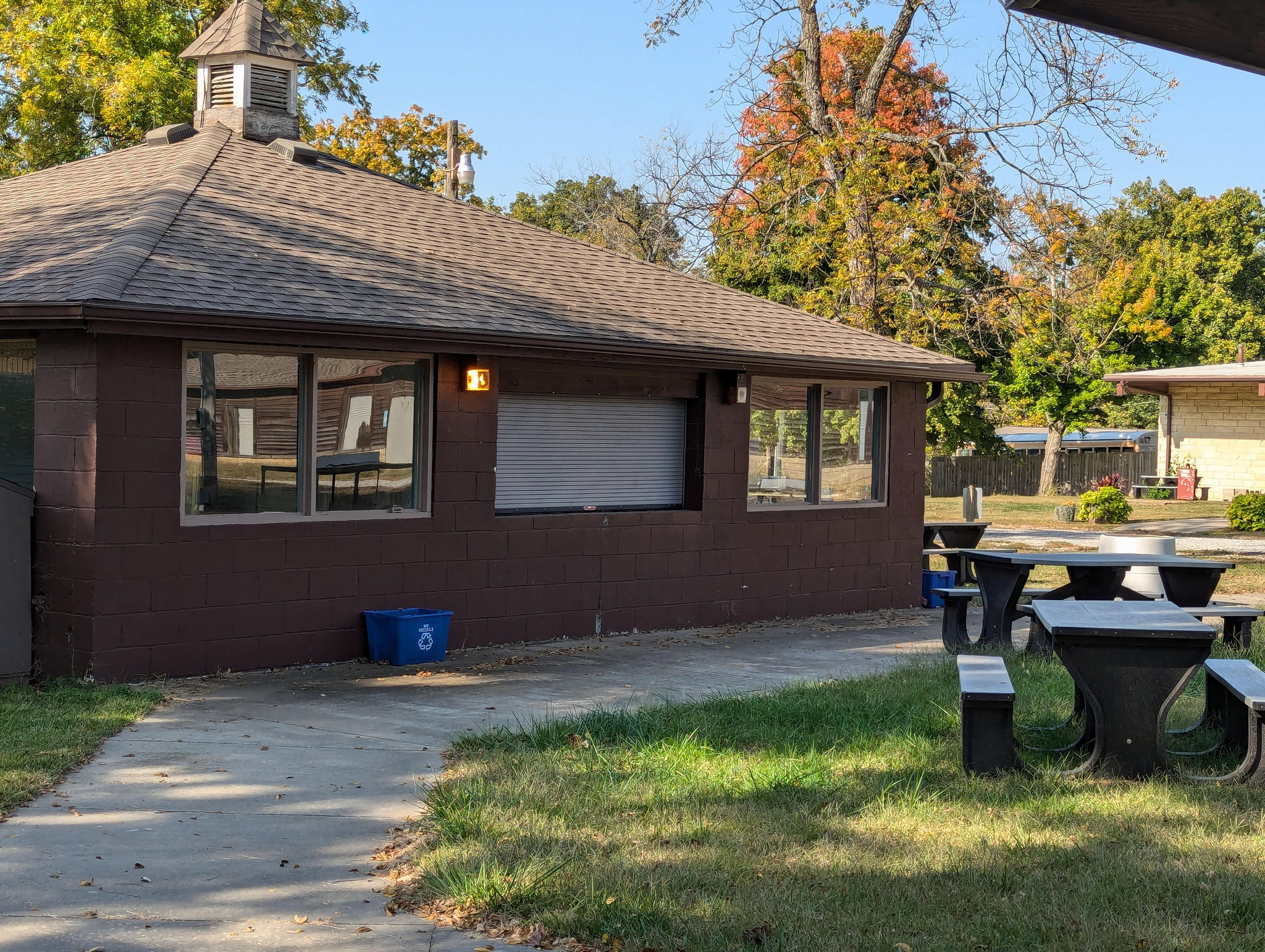 Afternoon and evening favorite: the canteen.