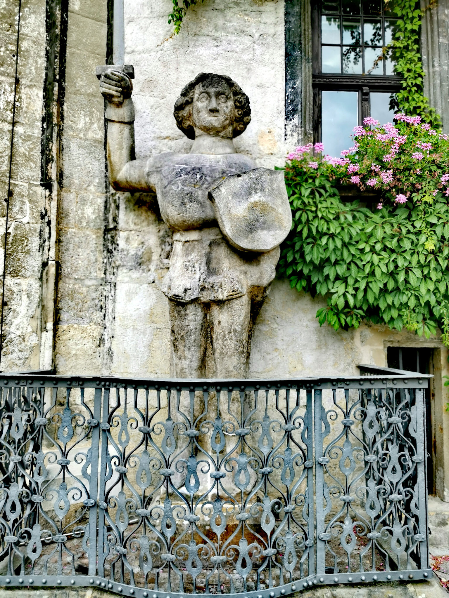 Der Quedlinburger Roland - Eine der ältesten erhaltenen Rolandfiguren