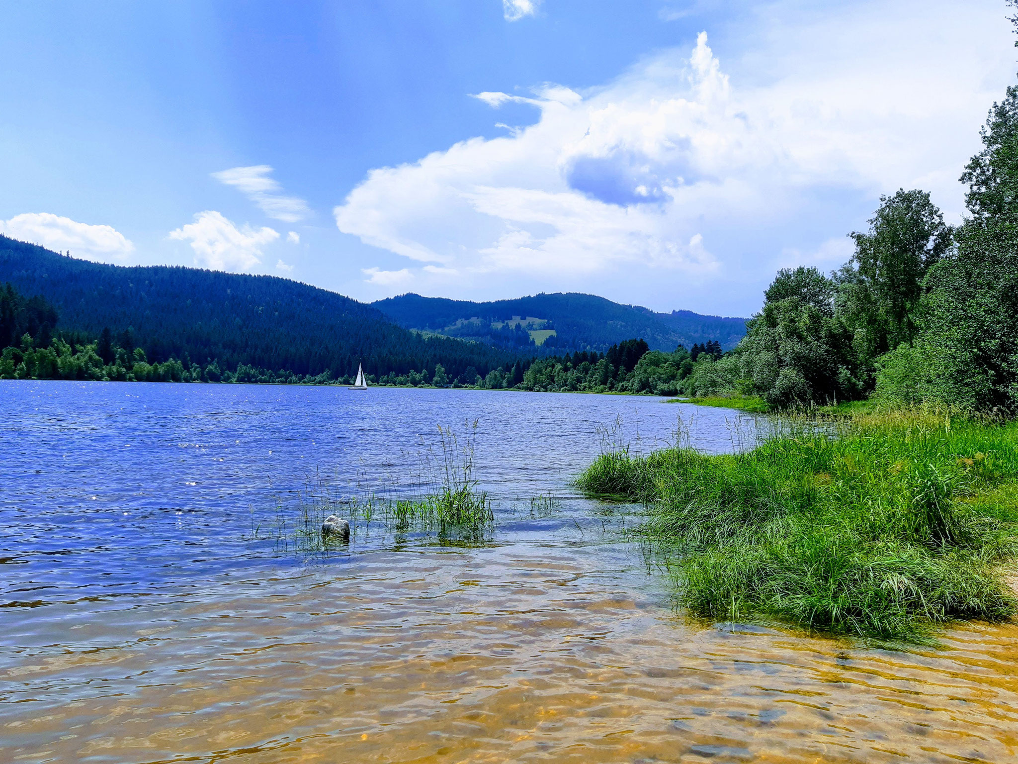 Schöne Badestellen wie diese finden sie direkt bei uns an der Ahamer Bucht.