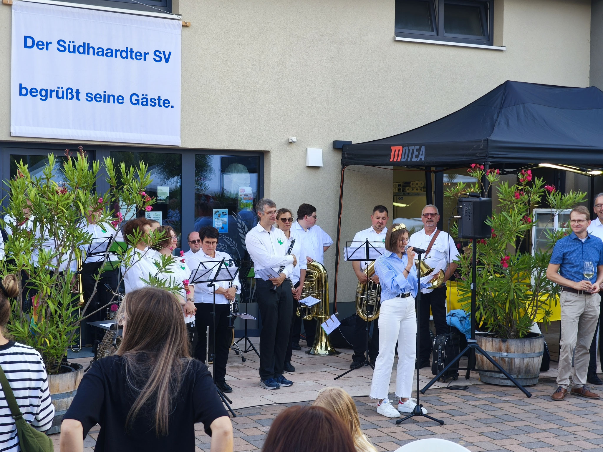 Grußworte unserer Weinprinzessin Marieke I.