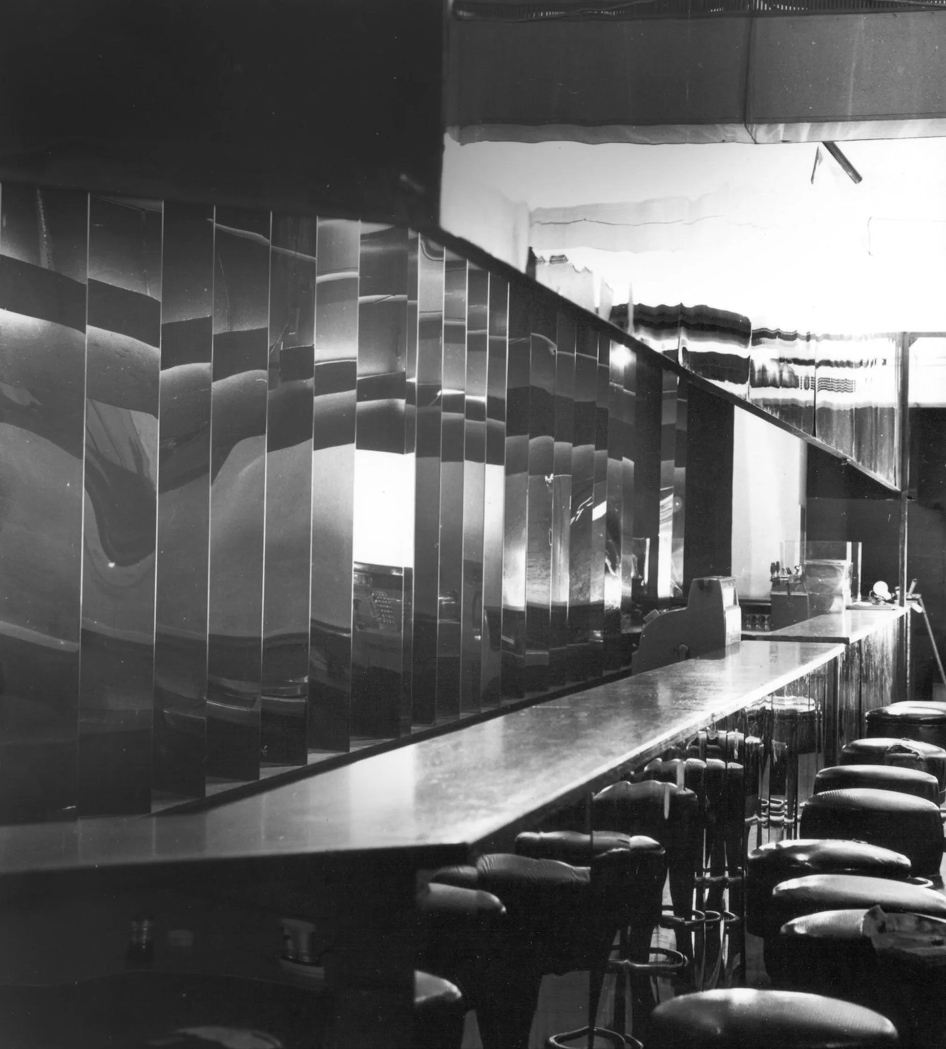 Die Bar von Heinz Mack im Creamcheese. 1968 Kunstpalast Düsseldorf / © Foto: Bernd Jansen, Archiv Heinz Mack © Werk: Heinz Mack, VG Bild-Kunst, Bonn, 2023