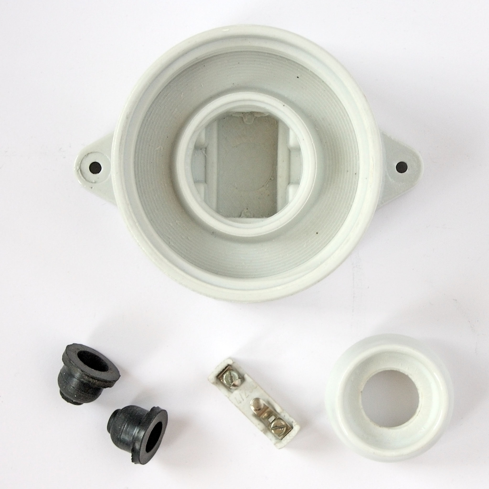 Wand- und Deckenleuchte mit Porzellansockel und Glaskugel im »Bubble