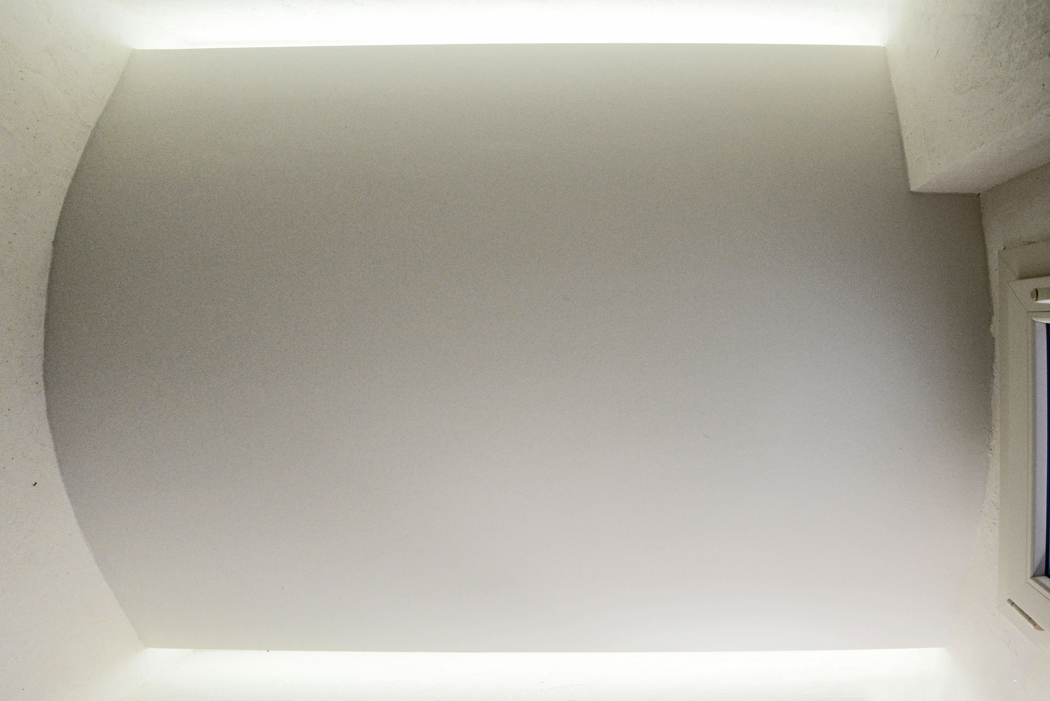Soffitti curvi luminosi Bagno_Residenza privata_Certaldo_2020
