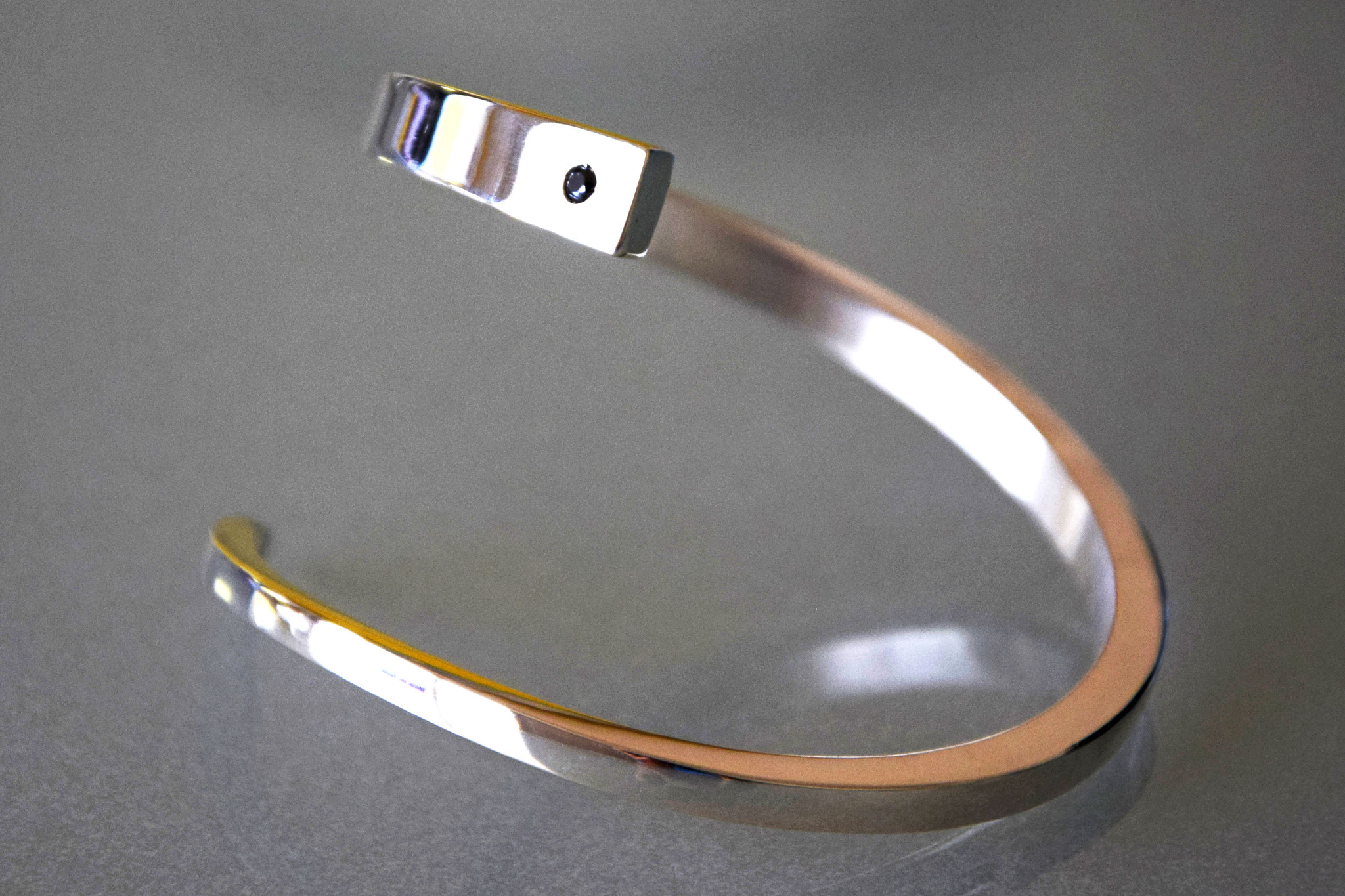 Bracciale in argento con diamante nero_Gioielli_2015