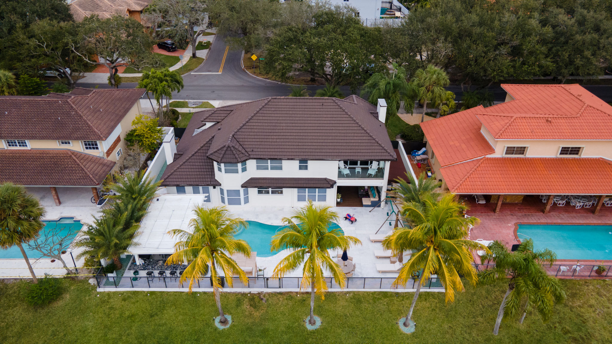 Abreu Luxury Homes and Condos Builder Miami