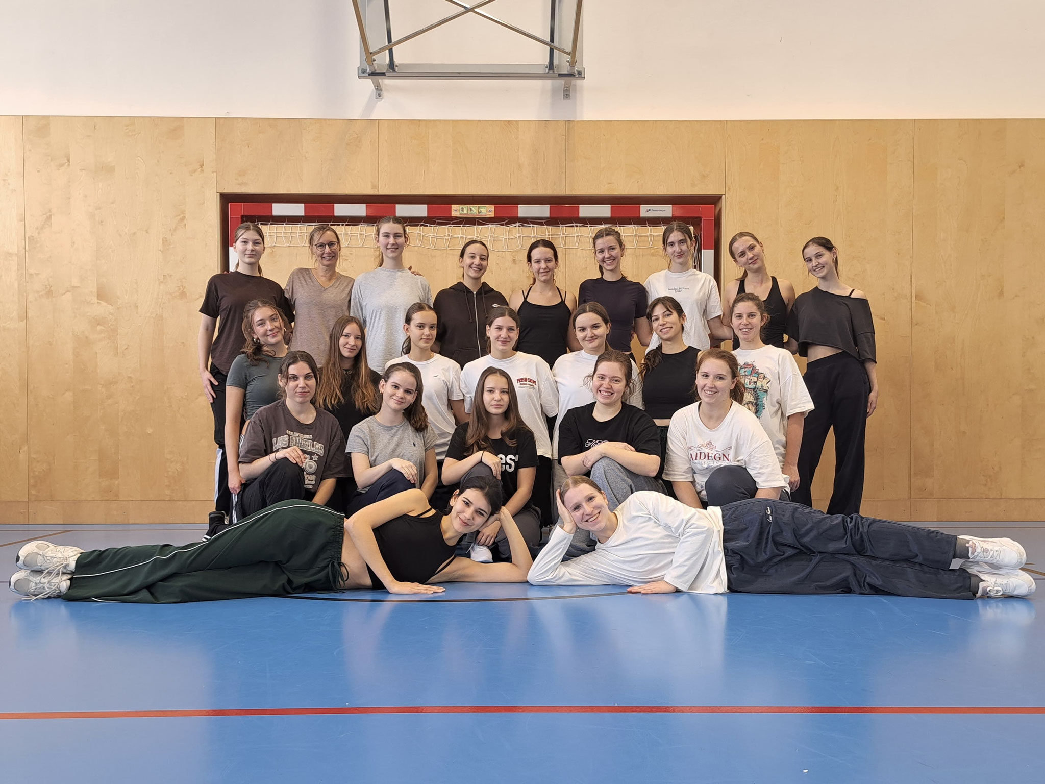 Urban Dance 2 - Anja & Juliane