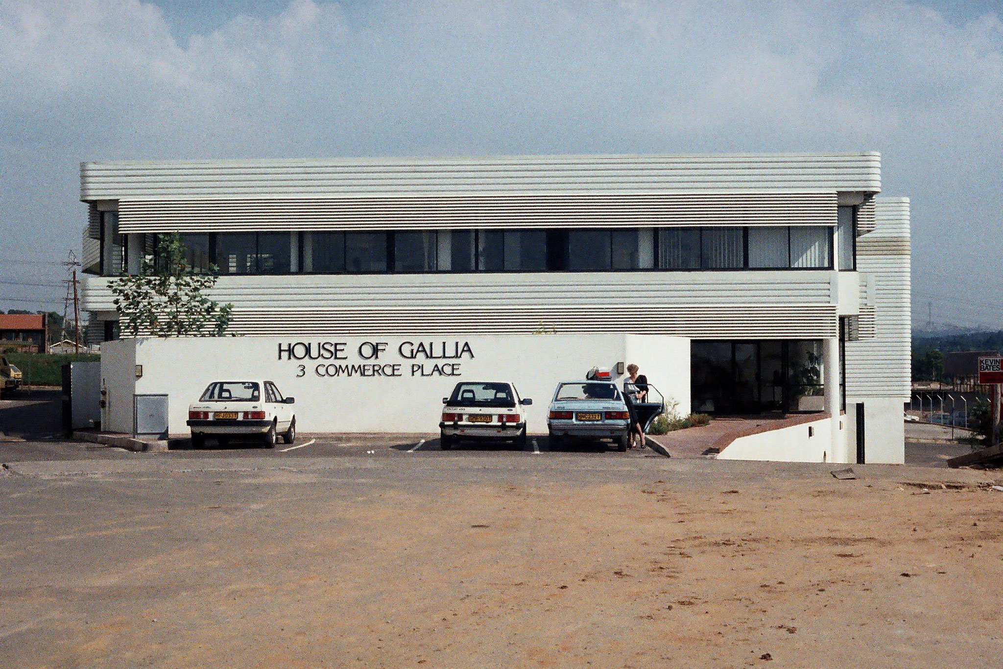 House of Gallia - Distributor 1984