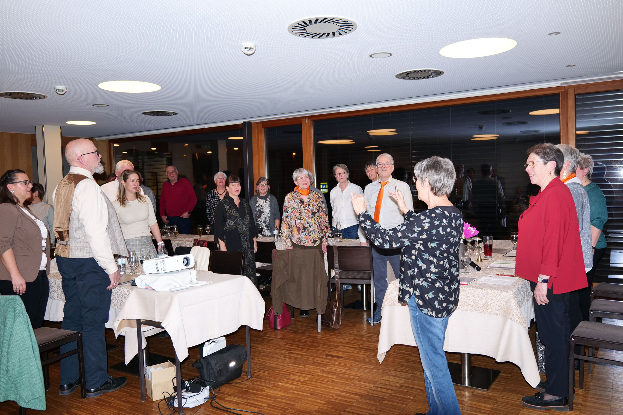 Monika Alge ersetzt den erkrankten Peter Vonbank.
