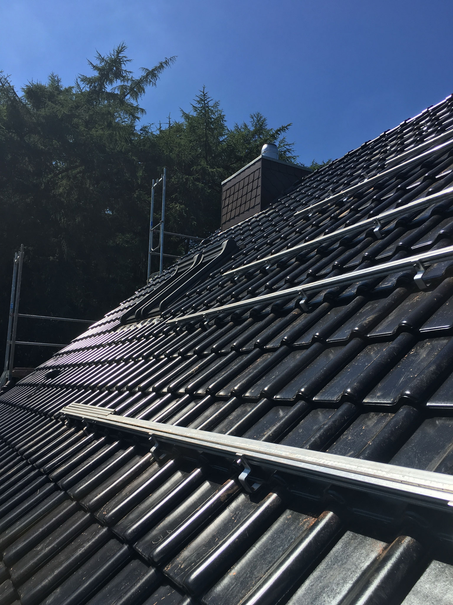 Dach Neueindeckung von Dachdeck GmbH & Co. KG