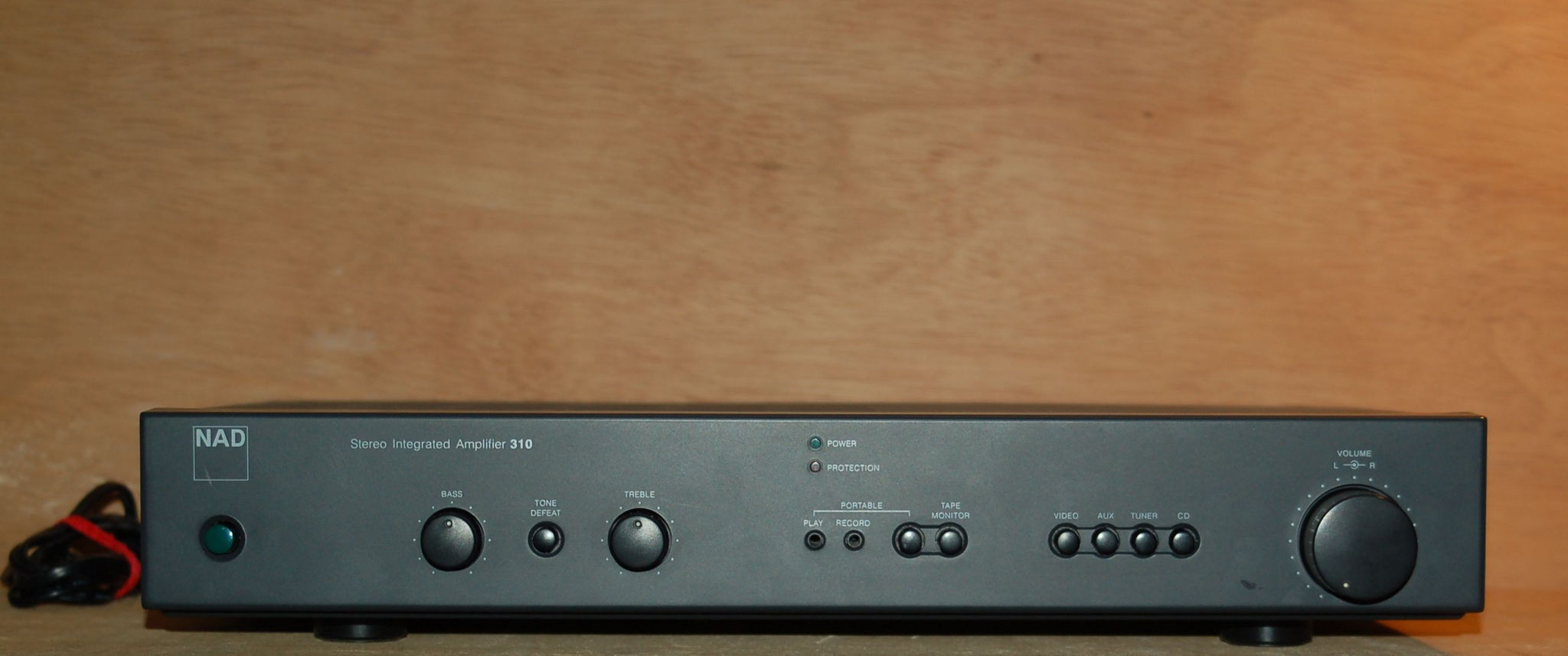 Nad 310 характеристики. Усилитель nad 310. Nad 312 внутри. Nad 312 стерео усилитель. Усилитель nad 310.