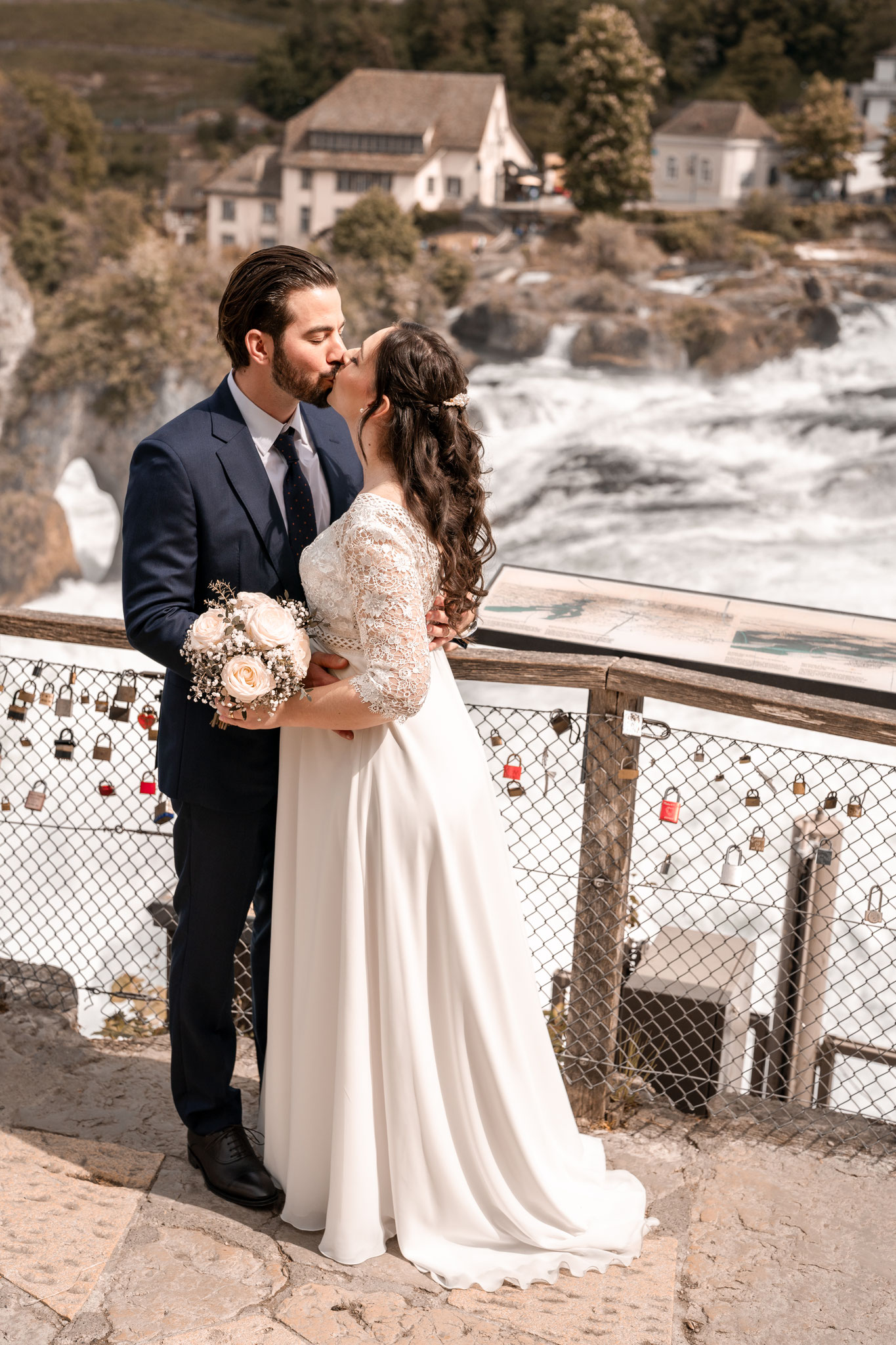Hochzeitsfotografin Rheinfall Schloss Laufen