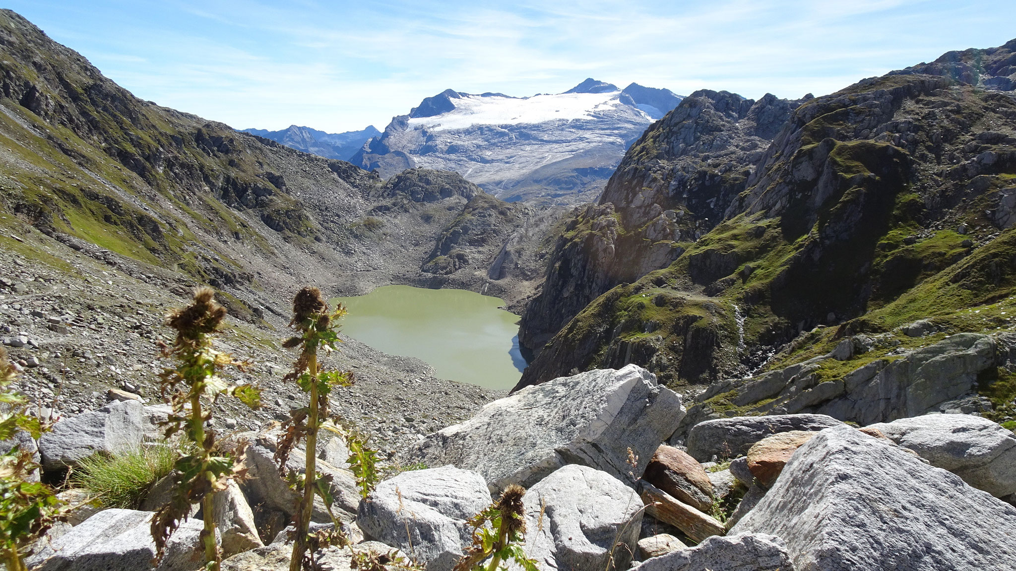 nach dem Stausee kurz aufsteigen und dann lange hinab nach Robiei
