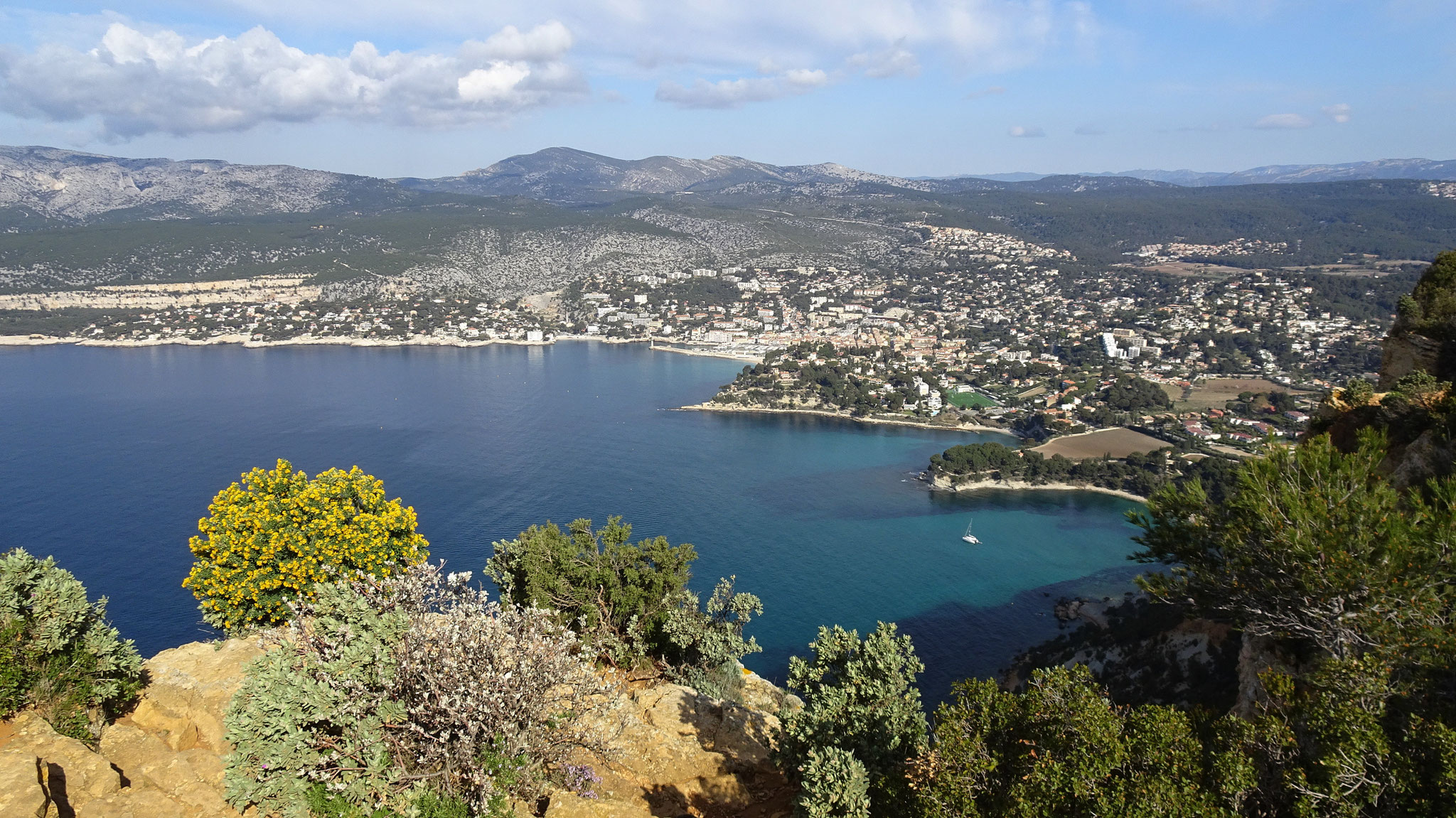 Cassis von der Route de Crête