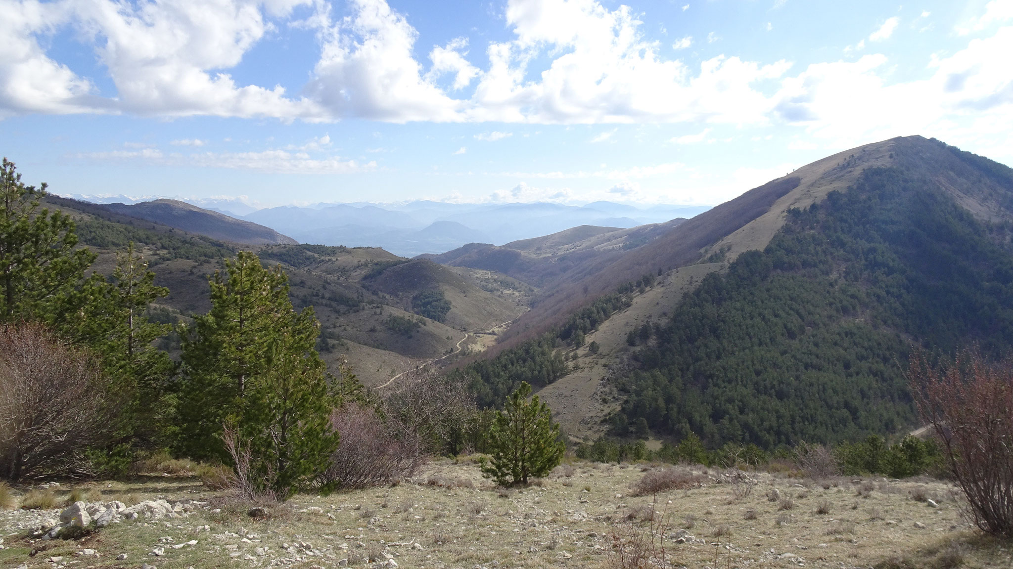 nach dem Col St-Piere sehe ich mehr von der Umgebung