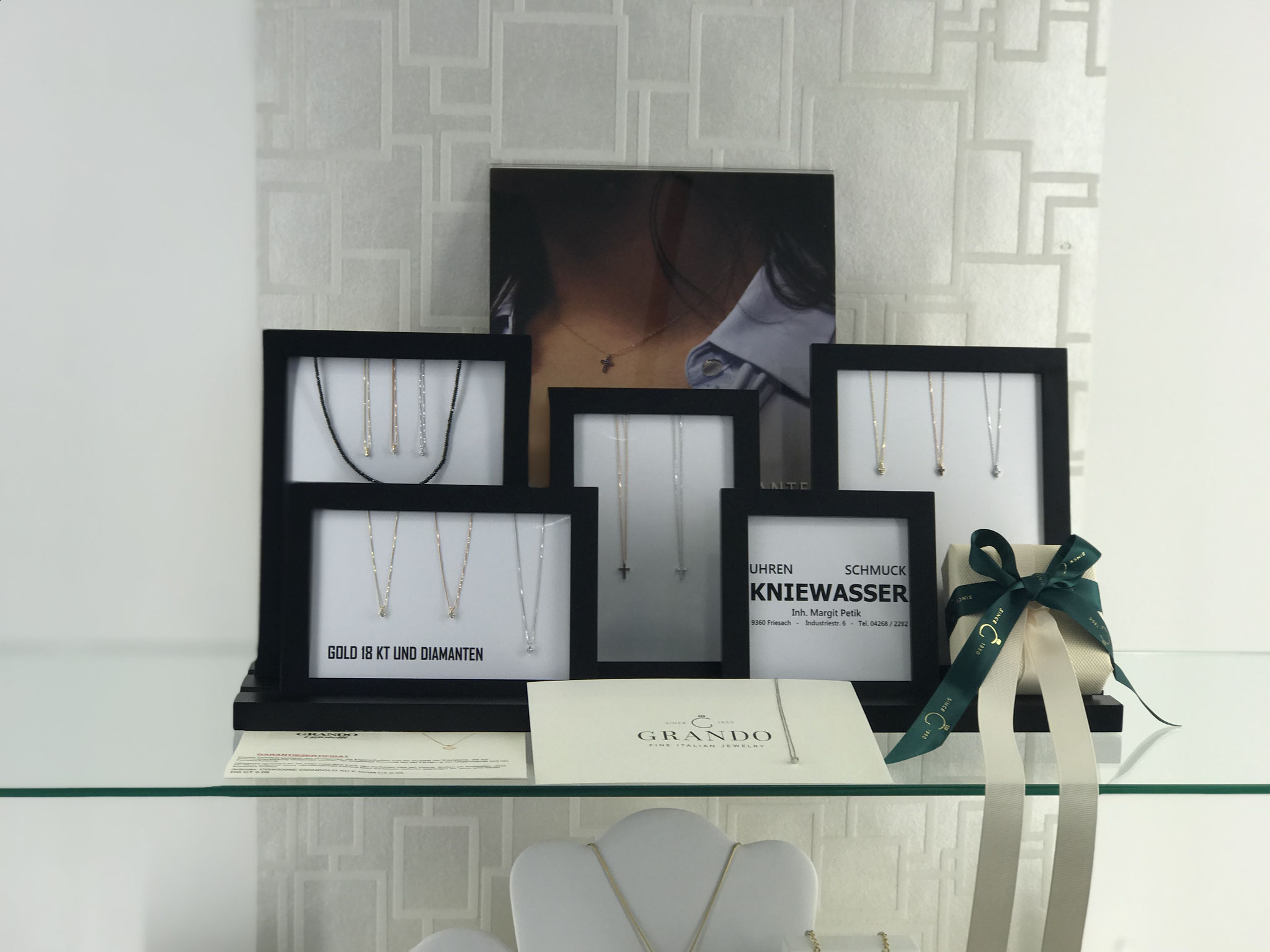 Schmuck, Ketten, Goldschmuck, Kniewasser, Ketten