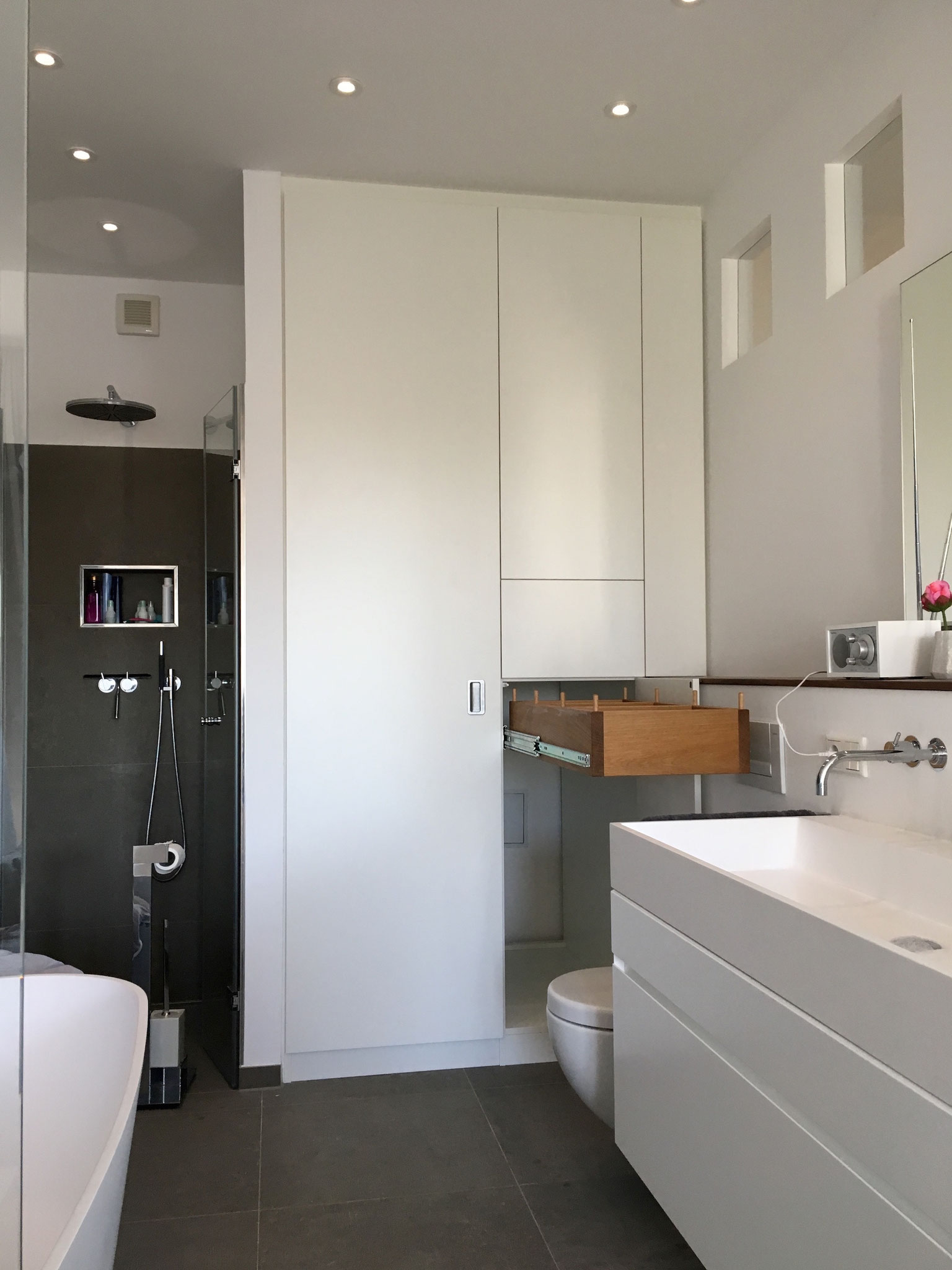 Einbauschränke im Badezimmer, Badezimmerschränke - DER-EINBAUSCHRANK.DE