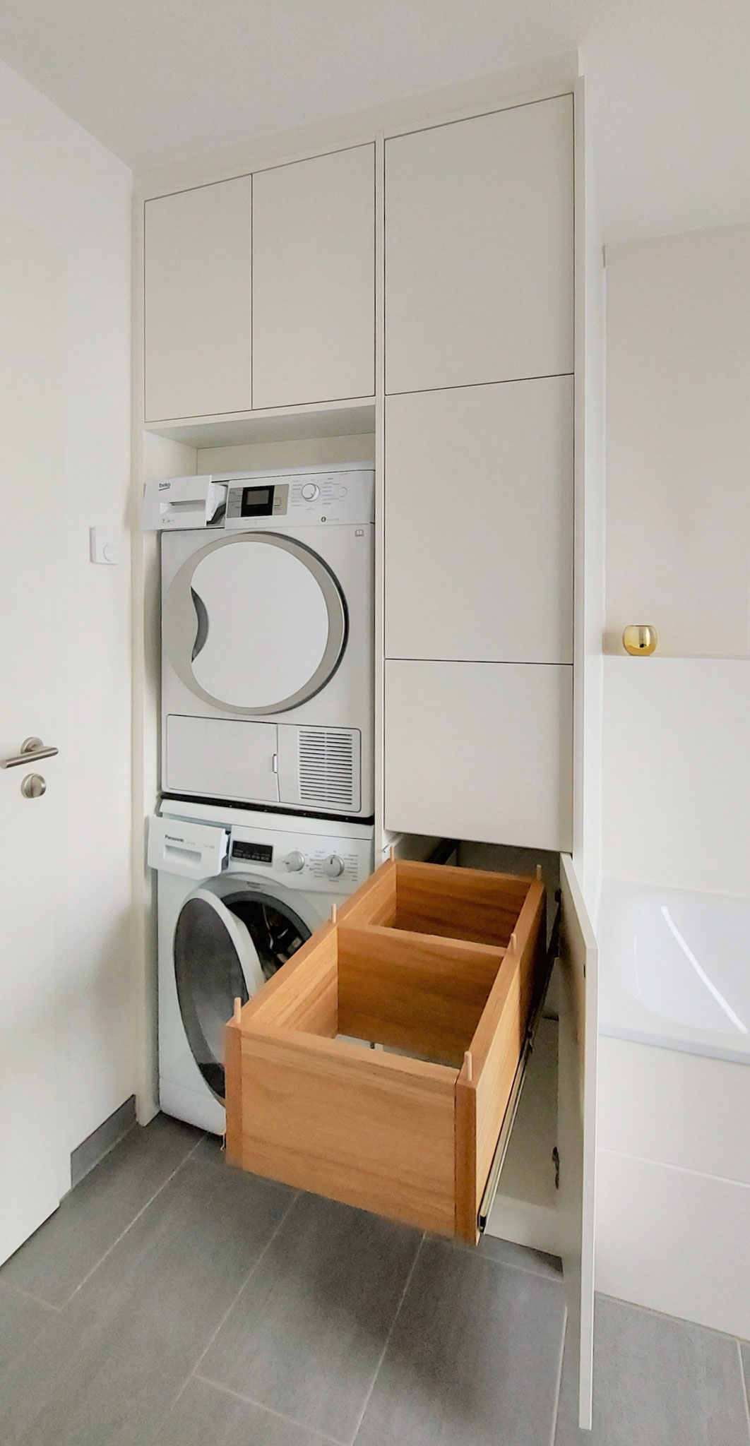 Einbauschränke im Badezimmer, Badezimmerschränke - DER-EINBAUSCHRANK.DE