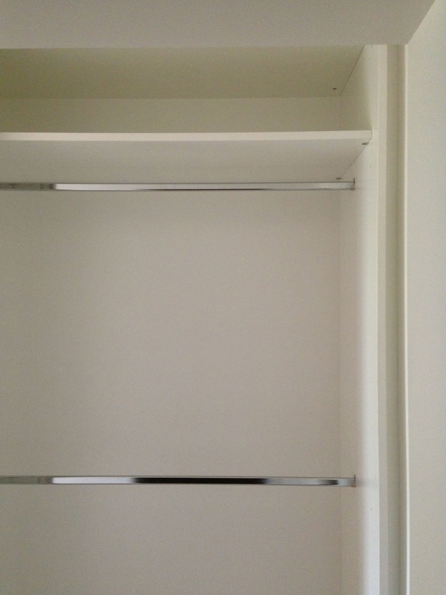 Schiebetürschränke nach Maß - DER-EINBAUSCHRANK.DE