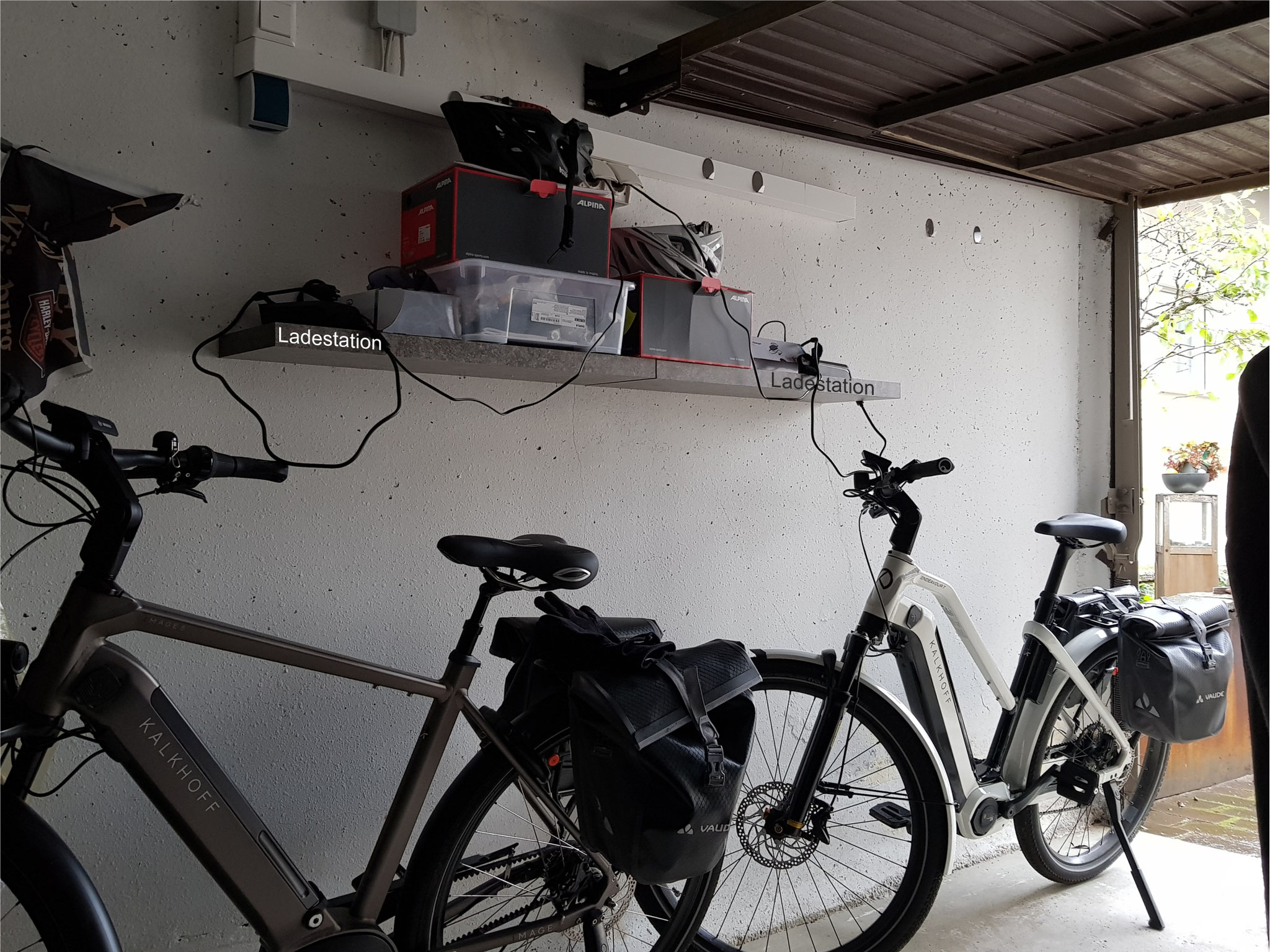 E-Bike Ladestation für 2 Bikes gleichzeitig (kostenlos)  Bild 24/25    