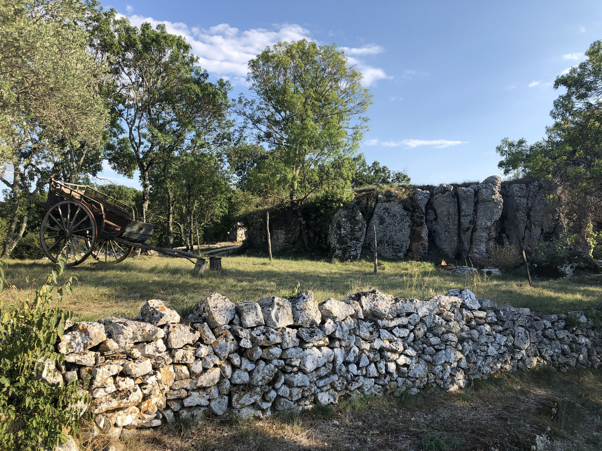 Une des aires du Domaine / Hameau 