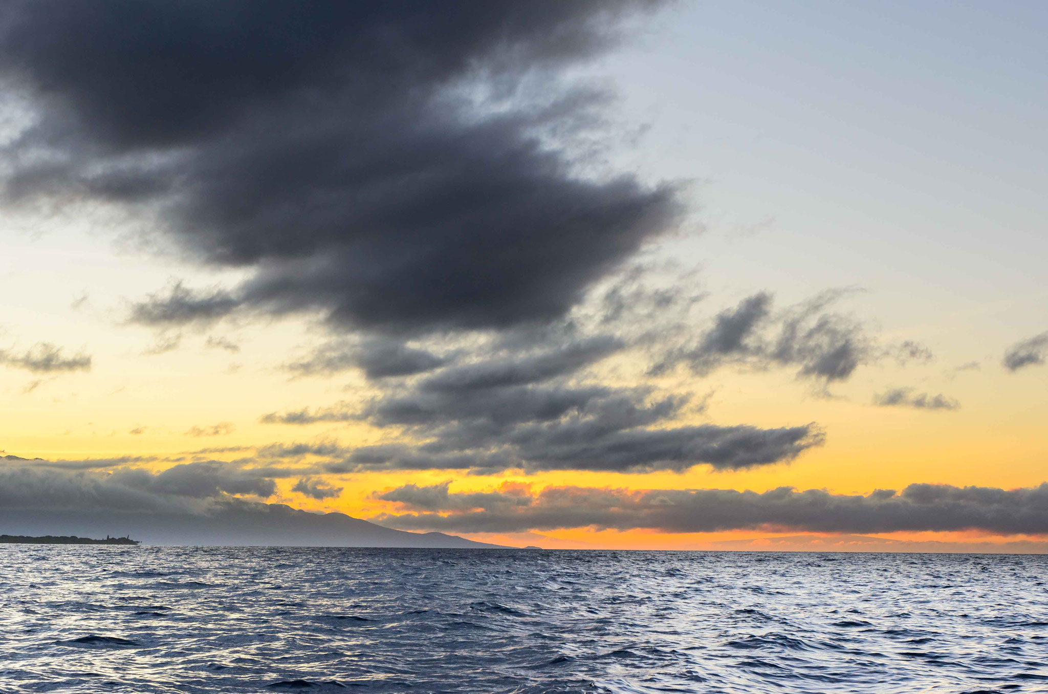 Sonnenaufgang auf dem Meer