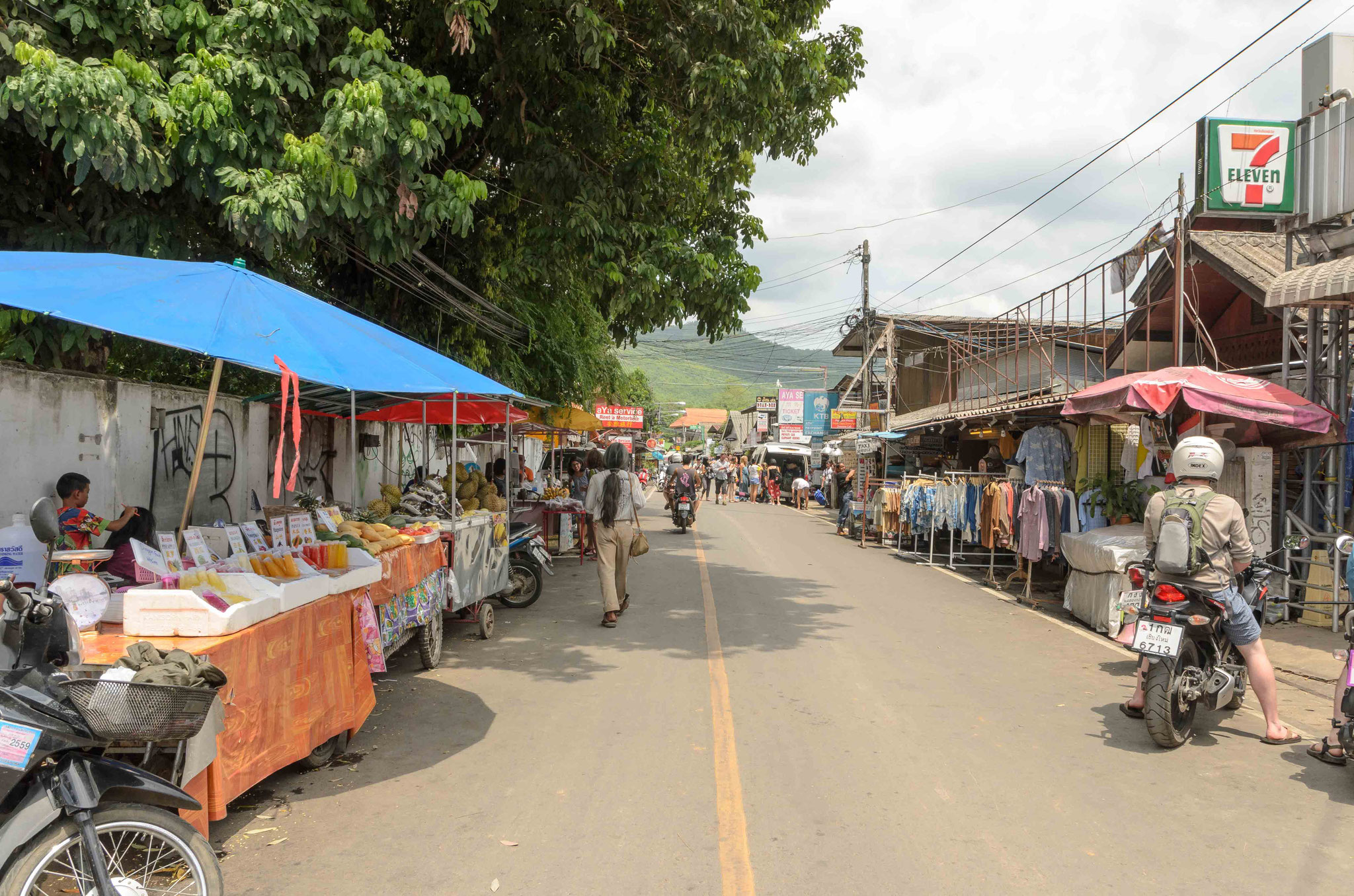 Straßenmarkt in Pai