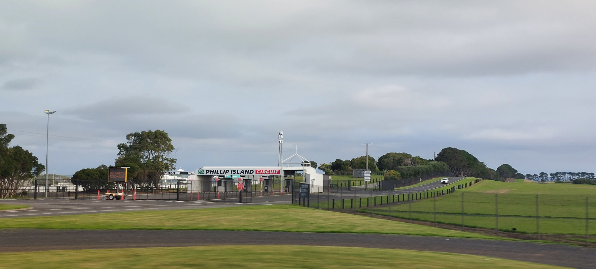 Philip eiland circuit