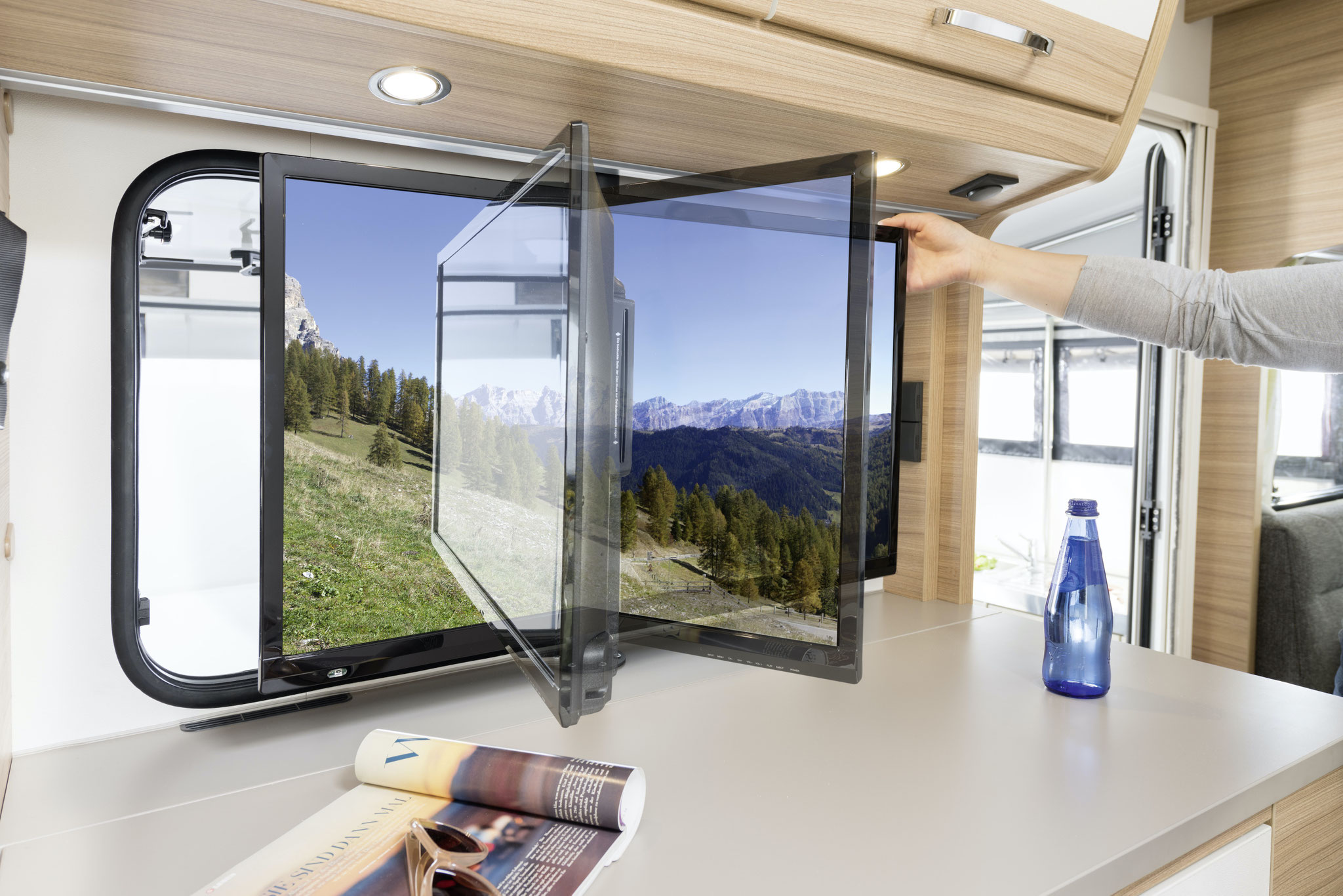 Drehbarer TV 