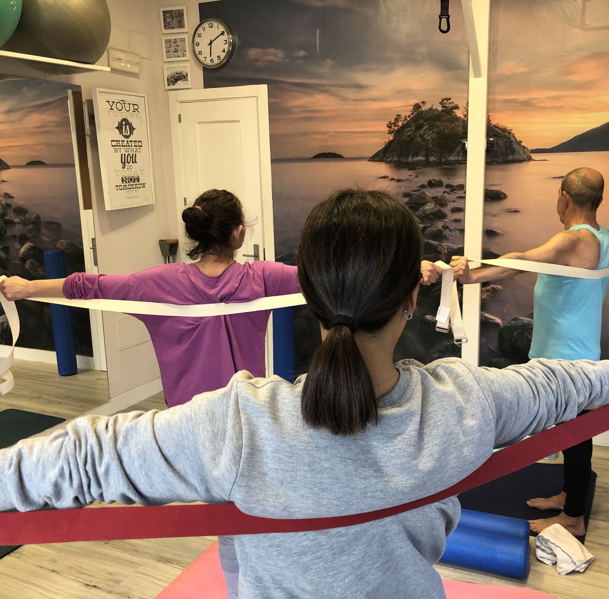 Masterclass yoga con cinto en Raquel González- RYP Studio