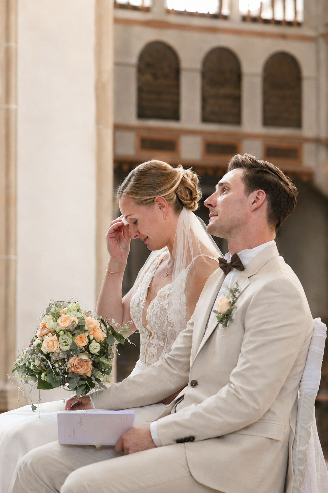 Tränen in der Kirche - Hochzeitsfotograf Melle
