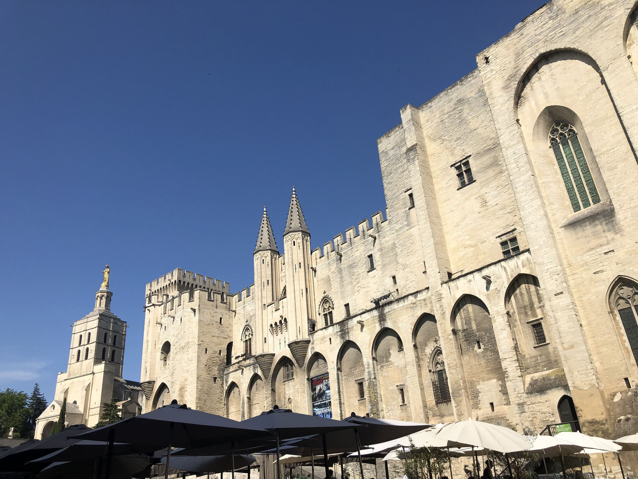 Papstpalast in Avignon@tiegel-reisen.de