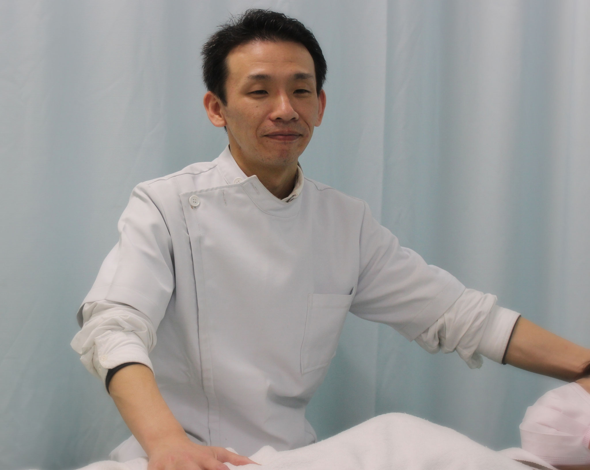 非常にソフトな施術になりますので赤ちゃんから高齢者まで受けていただけます。