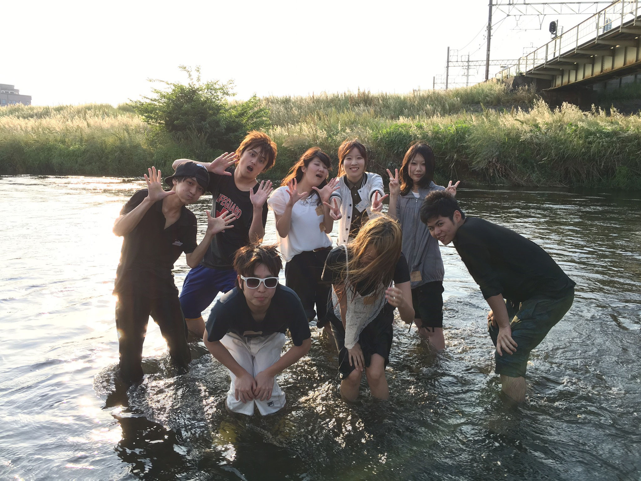 足湯ならぬ足川～