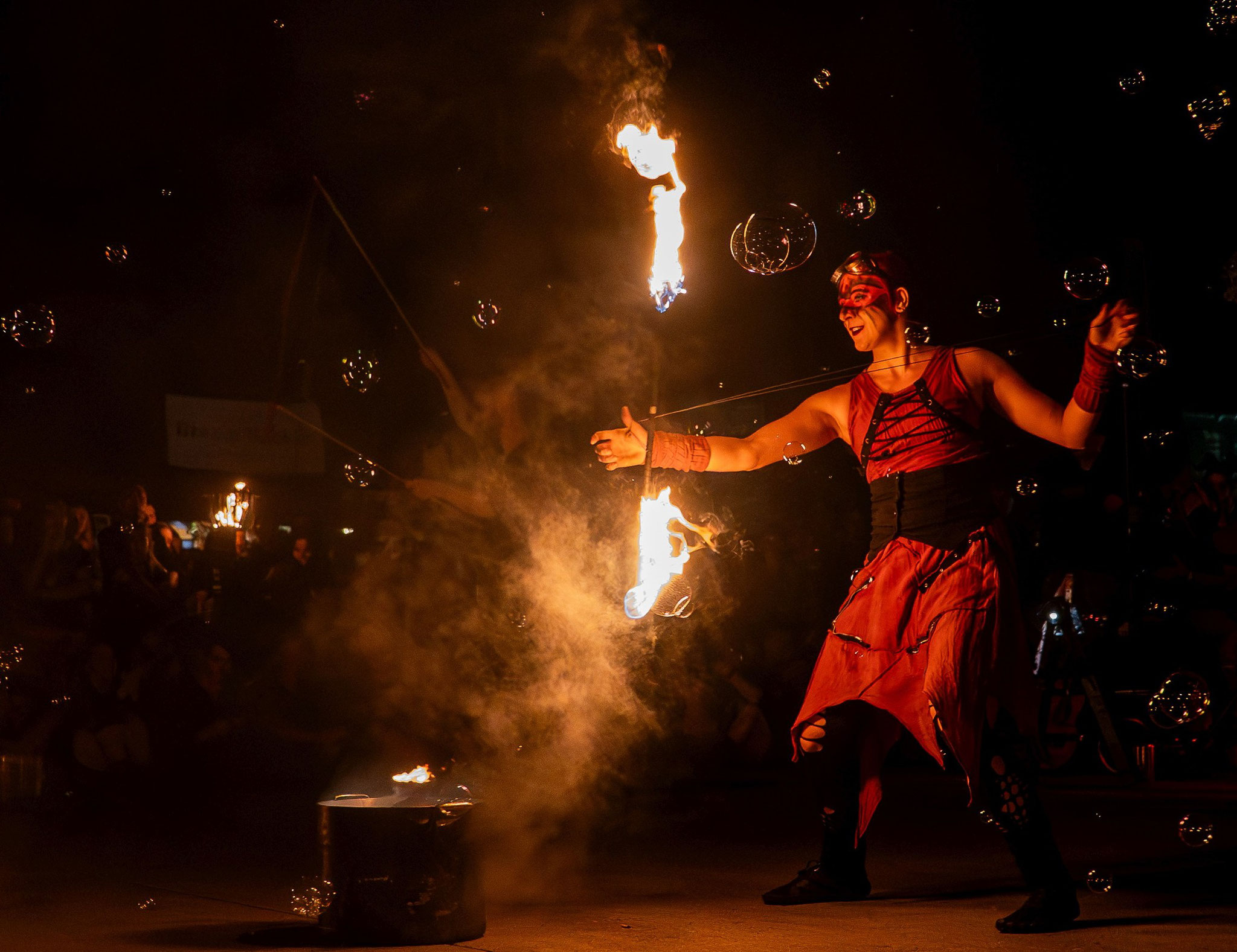 Fliegende Flammen aus Wasbek, Foto: LunArt 2025