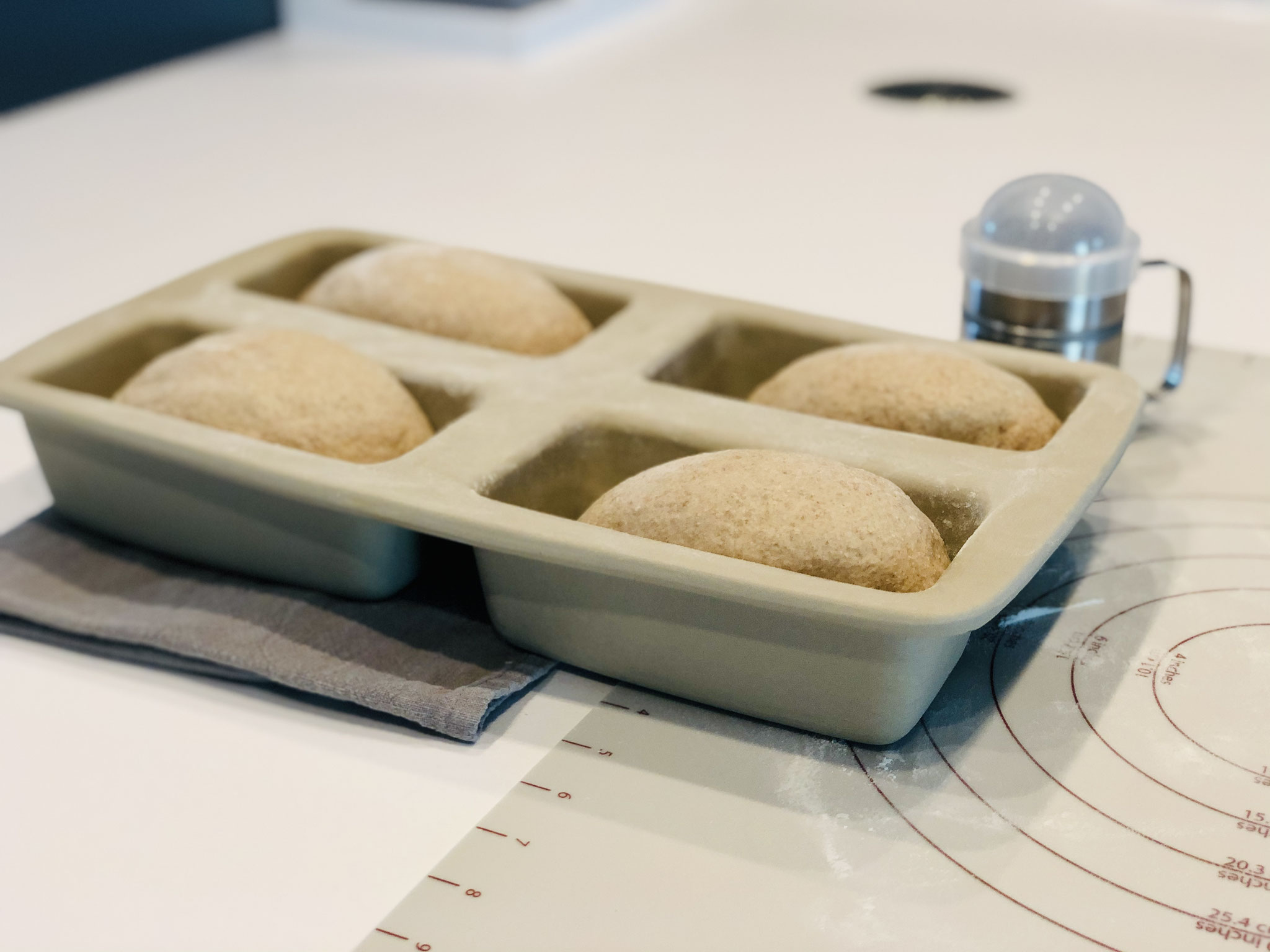 In die Stoneware einlegen...
