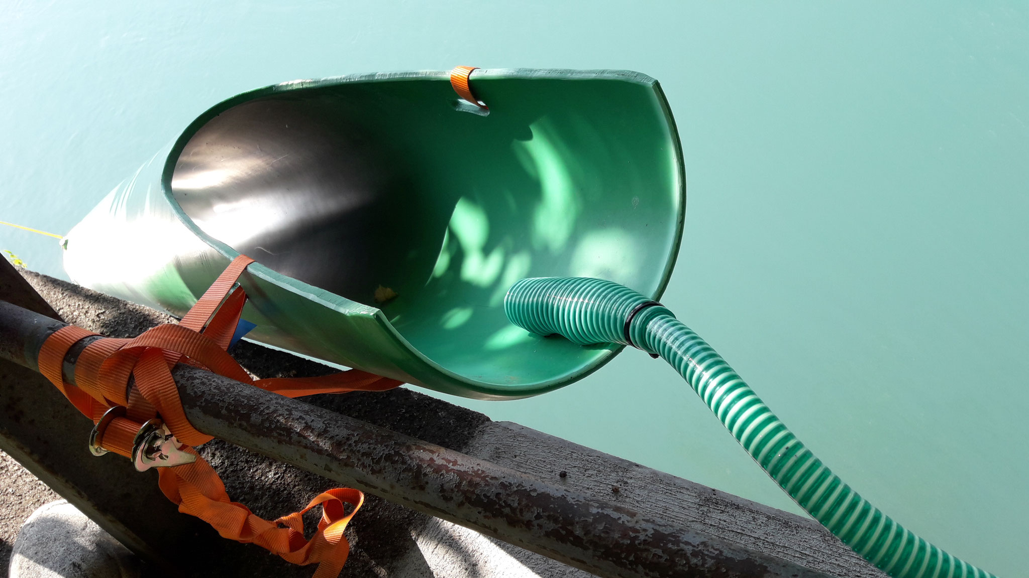 Rückgaberinne mit Bewässerung für Fische