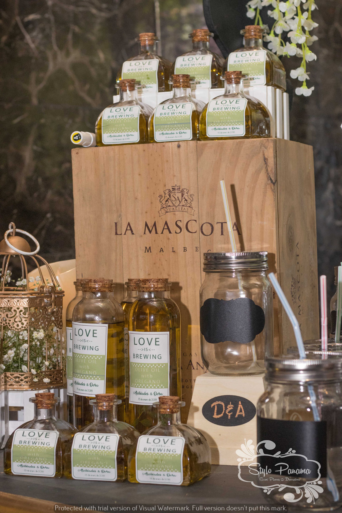 Mason jars, aceite de oliva y cocoas para los invitados 