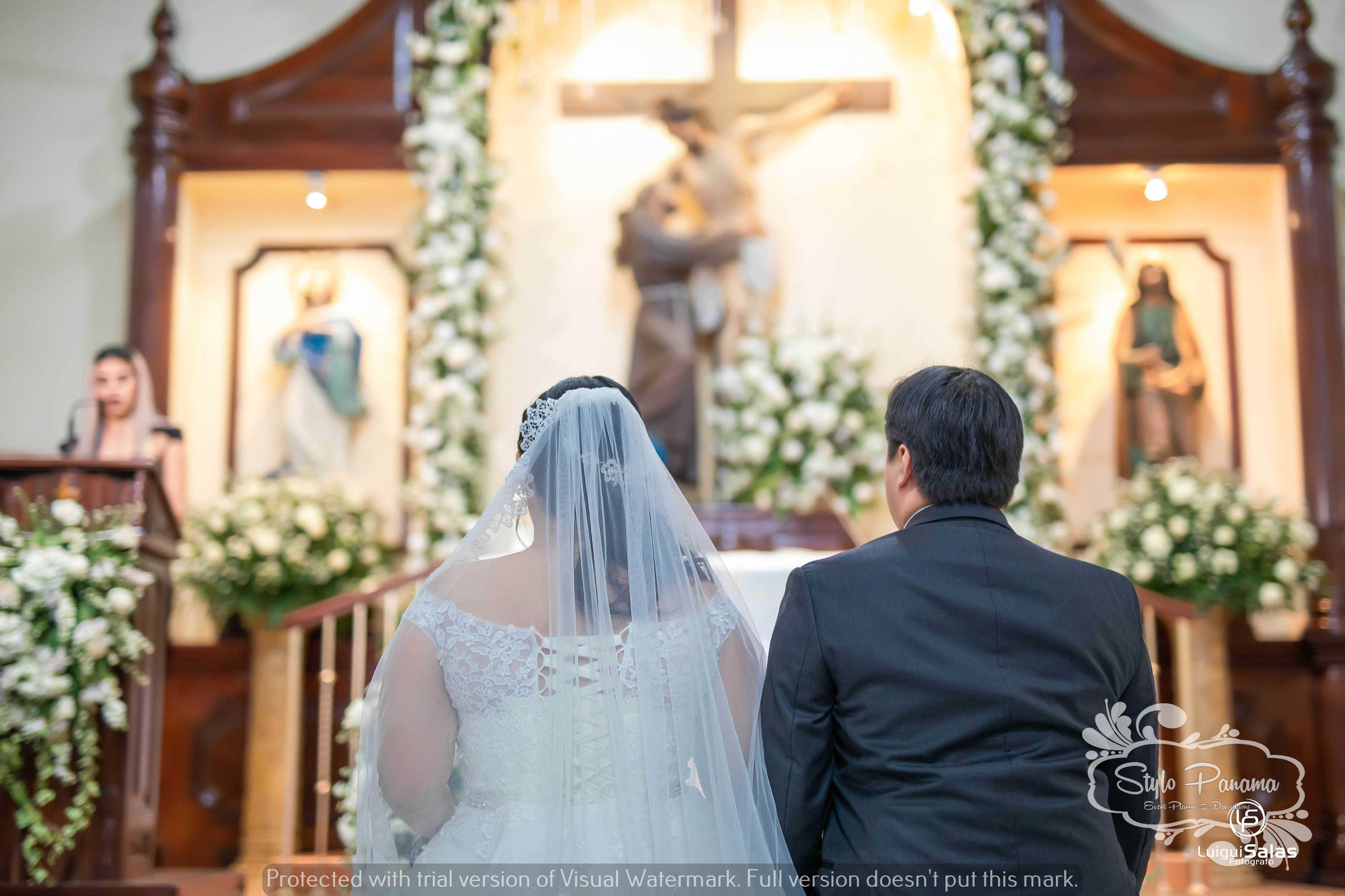 Decoración de Iglesias en bodas - Stylo Panama - Organizadores y  decoradores de bodas y eventos en Panama
