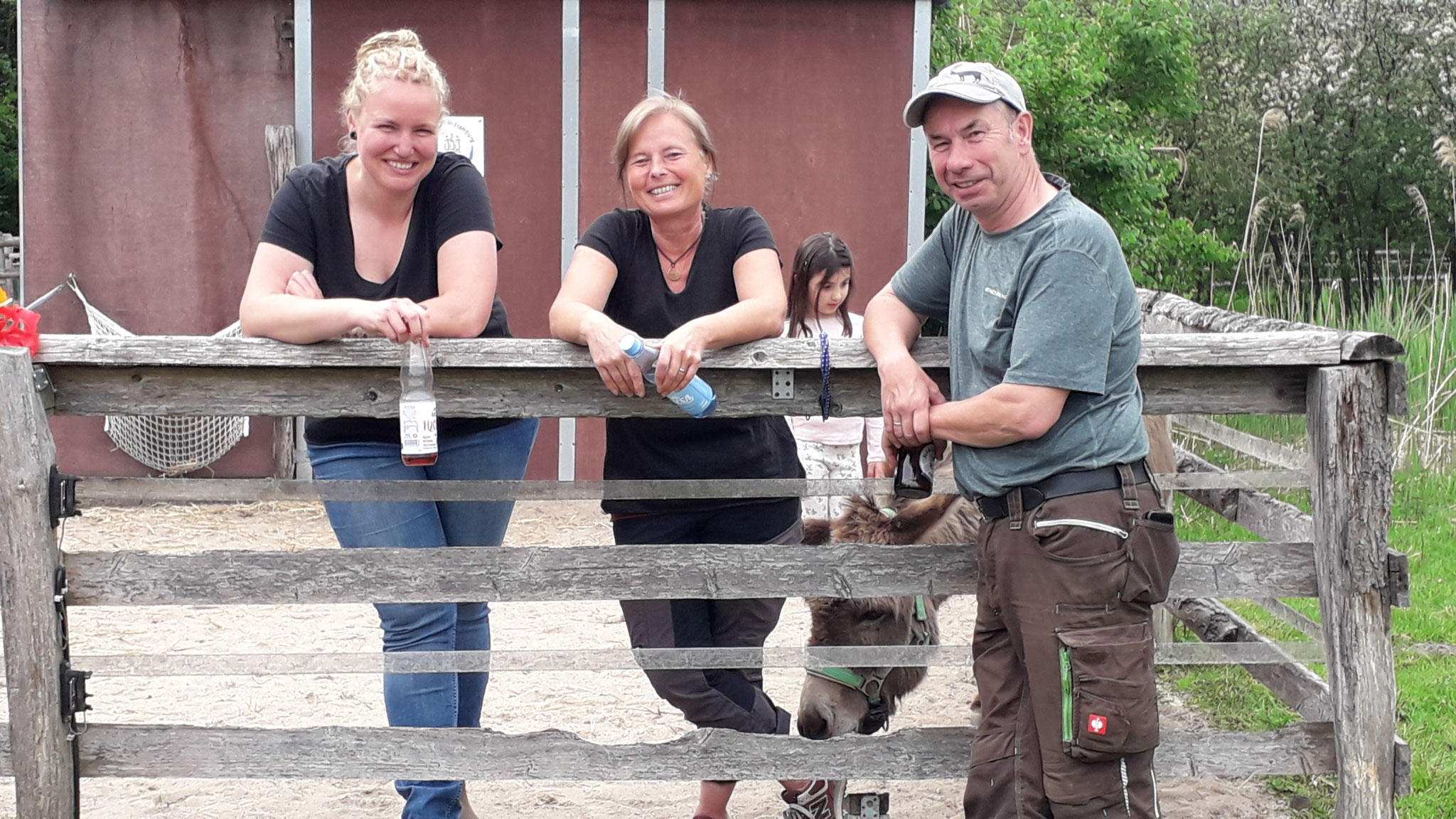 Eselbetreuung von Jana, Martina und Karsten 