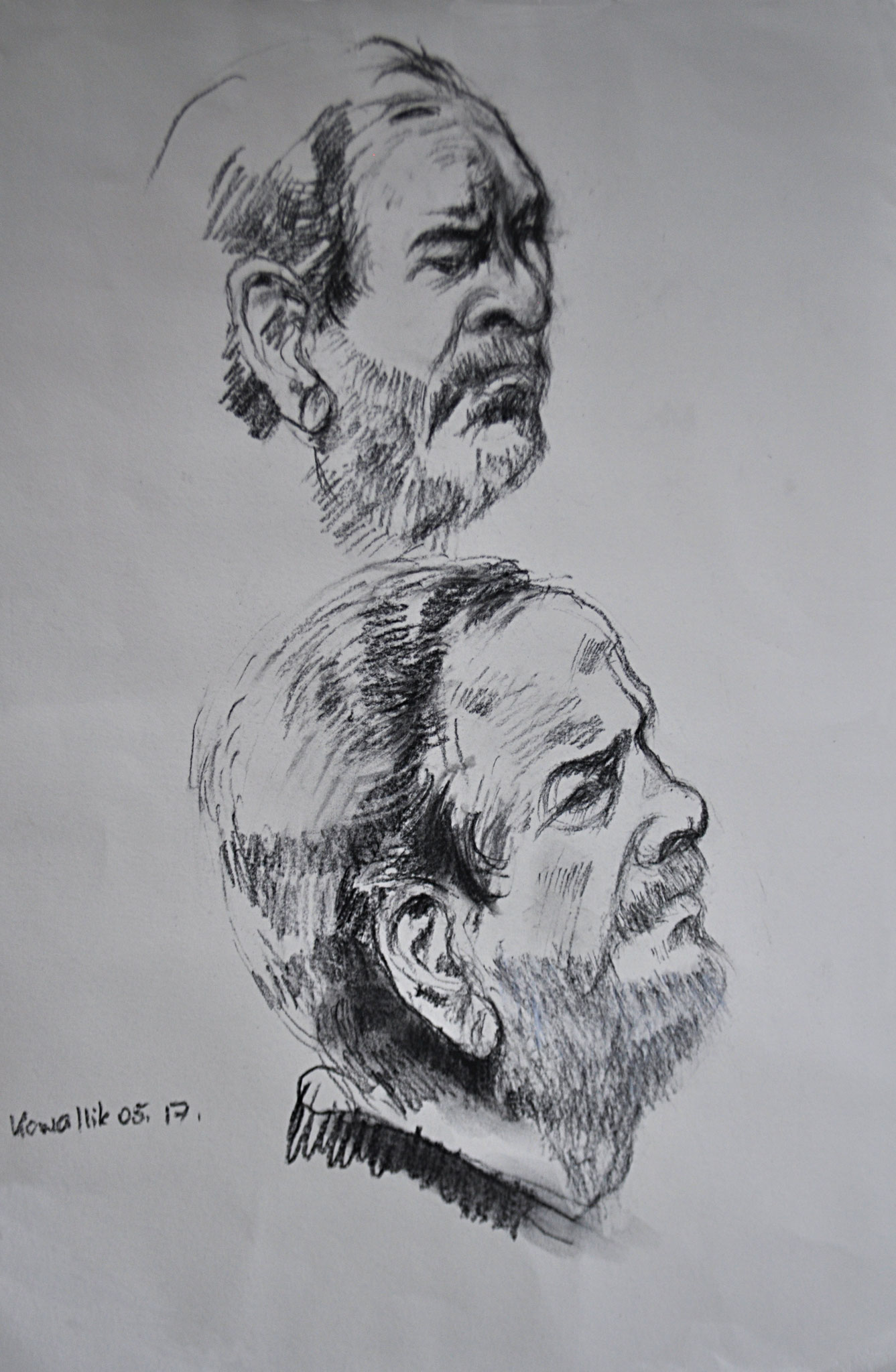 Alter Mann im Profil und Halbprofil. Kohlezeichnung a. Papier, 2017. Format: 35 x 50 cm