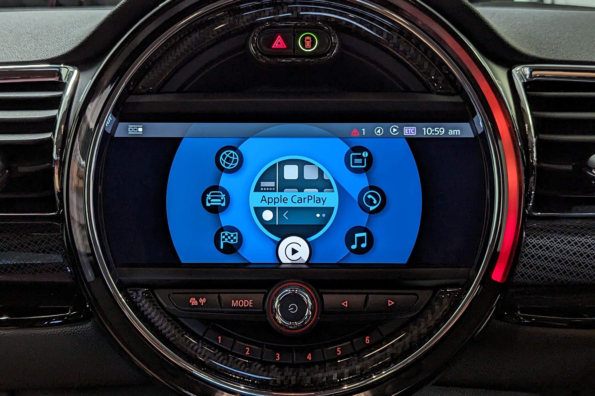BMW ミニ F54 クラブマン クーパー CarPlay有効化+6WB液晶デジタル
