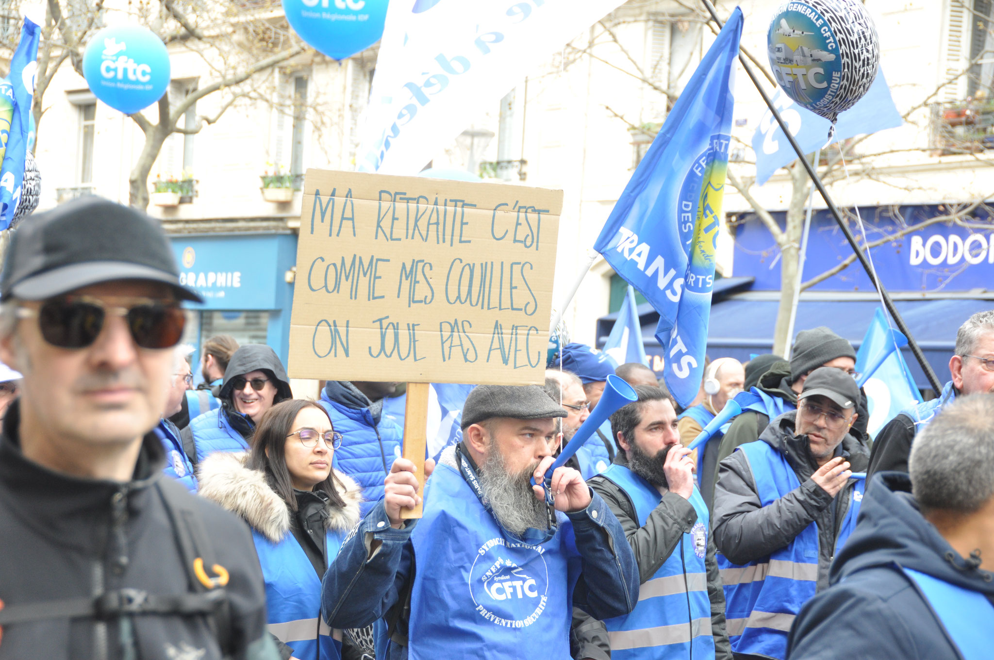 28 mars 2023 manifestation contre la réforme des retraites, République-Nation