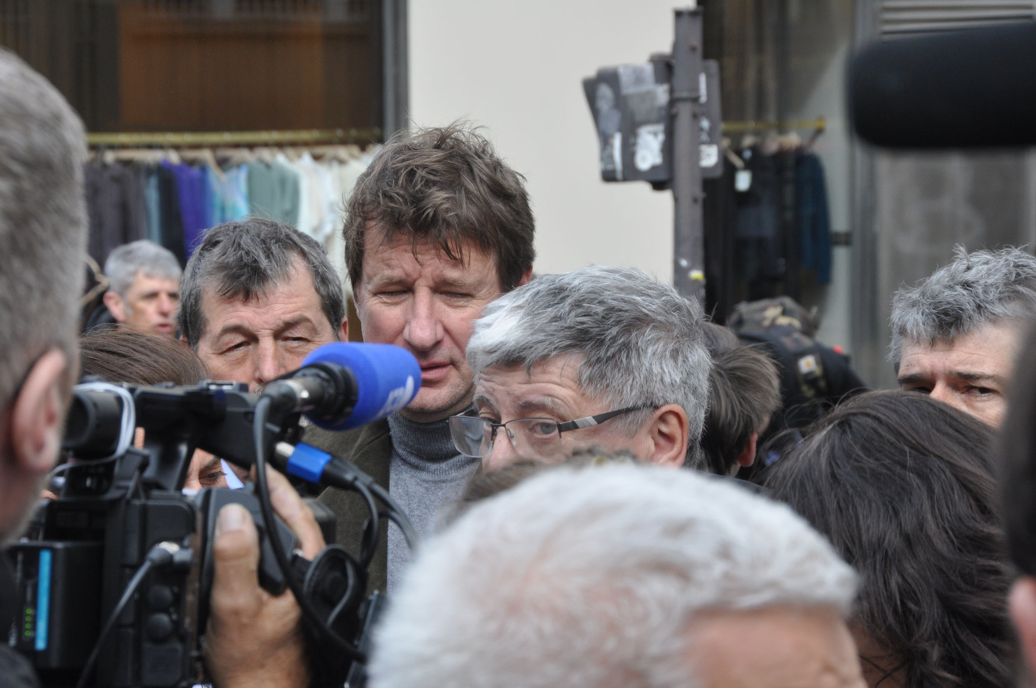 Yannick Jadot manifestation contre la réforme des retraites