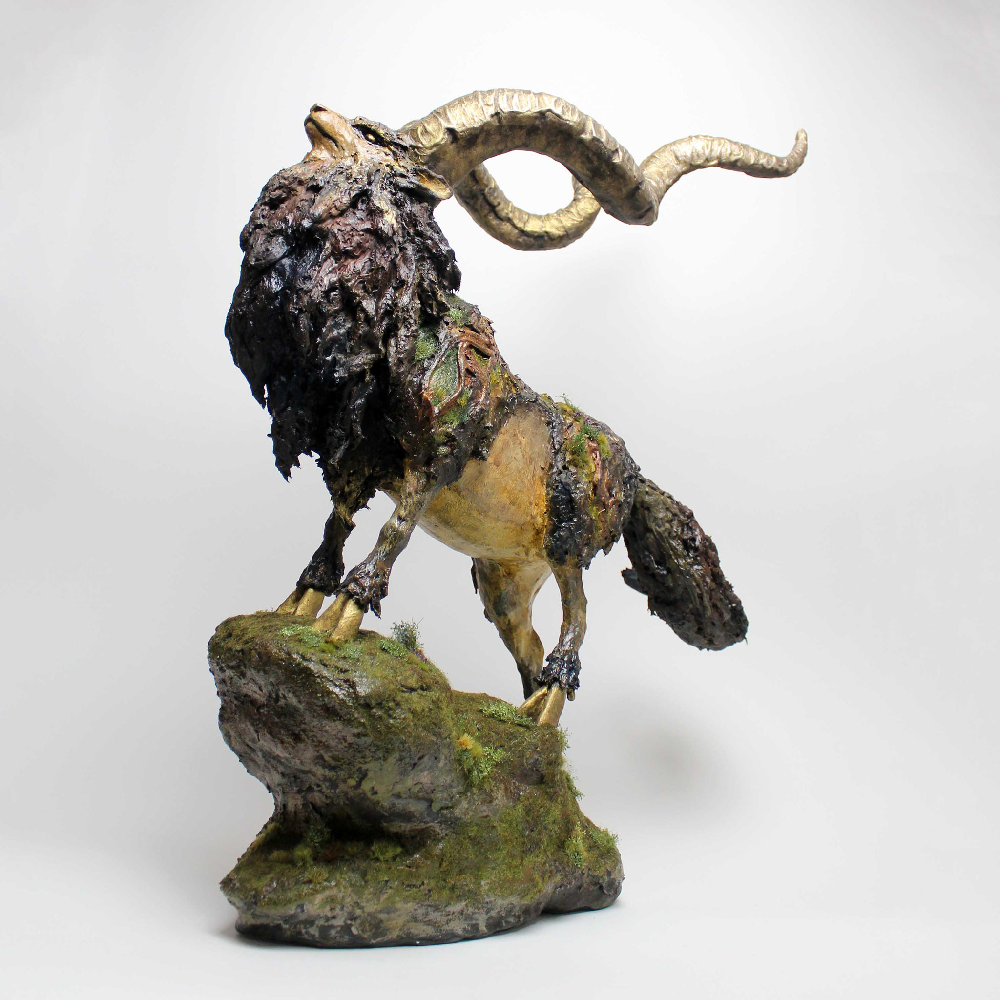 山羊の剥製　装飾 ヤギの剥製 やぎ 山羊 美品 白毛 ディスプレイ インテリア